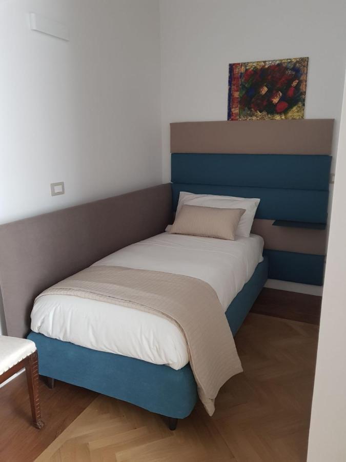 Hotel Savoy Riviera Neapol Zewnętrze zdjęcie